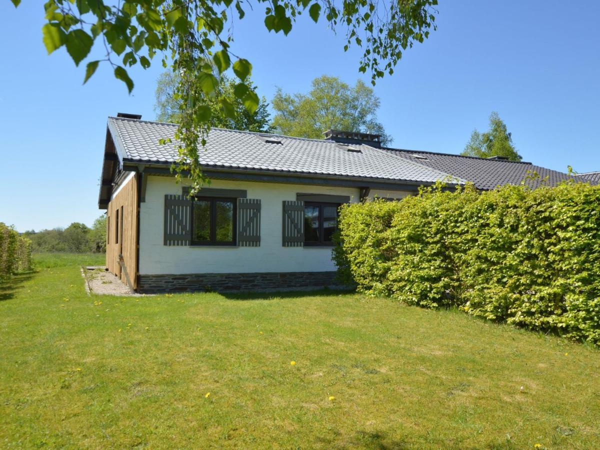 Quaint Cottage In Mont Near High Fens Nature Park Malmedy Værelse billede